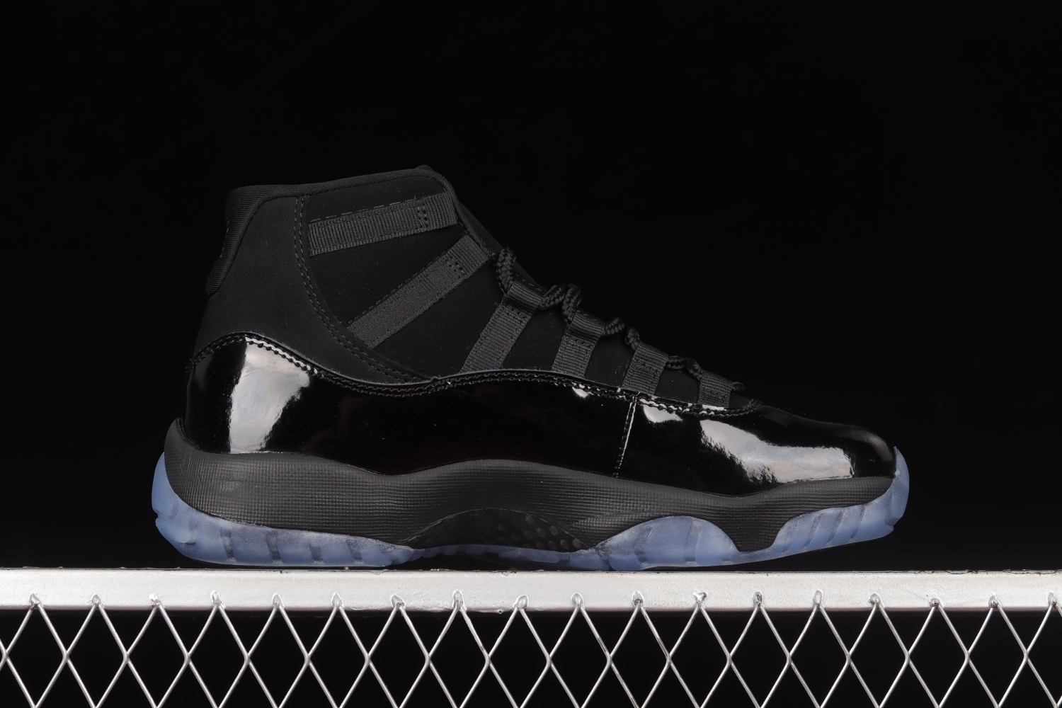 Jordan 11 Retro Cap and Gown 378037-005