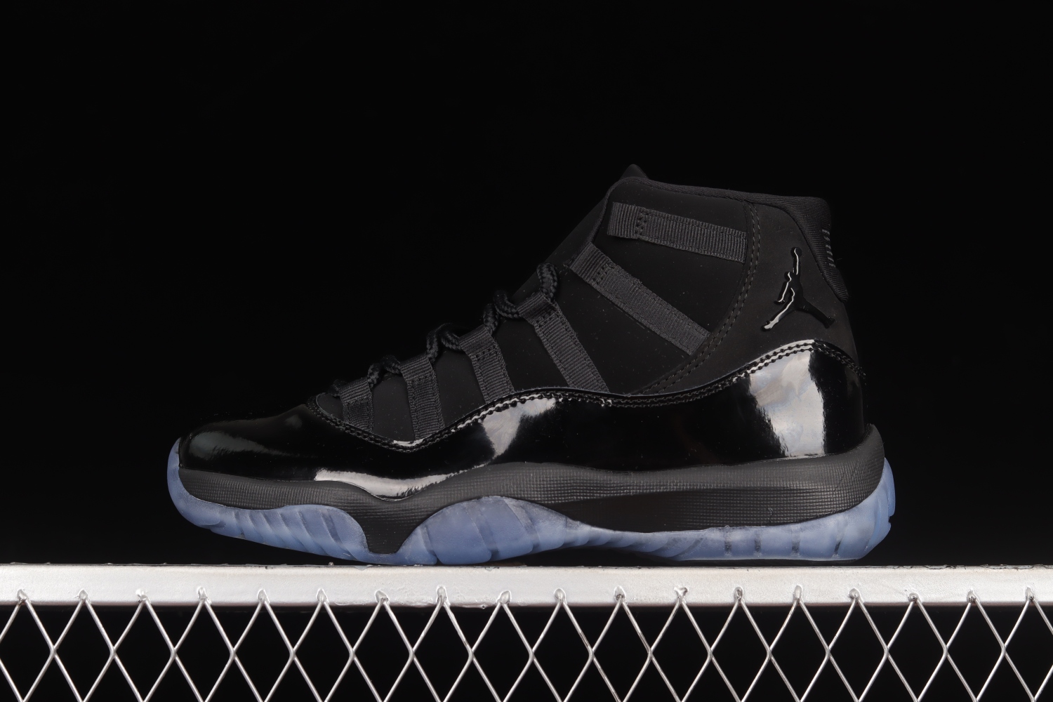 Jordan 11 Retro Cap and Gown 378037-005