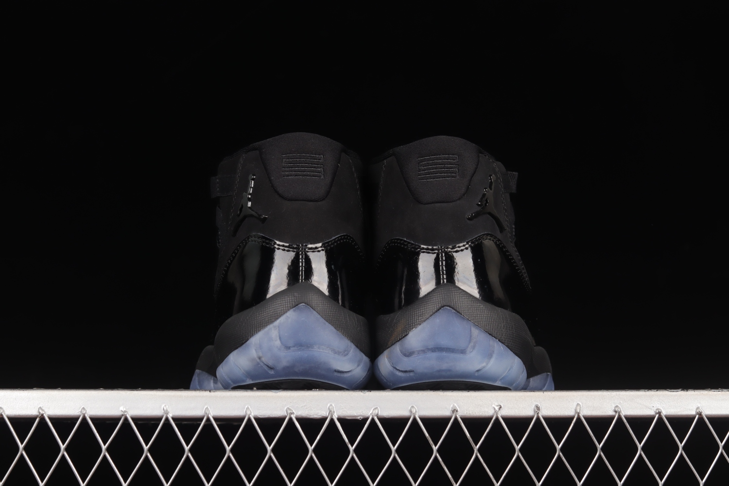Jordan 11 Retro Cap and Gown 378037-005