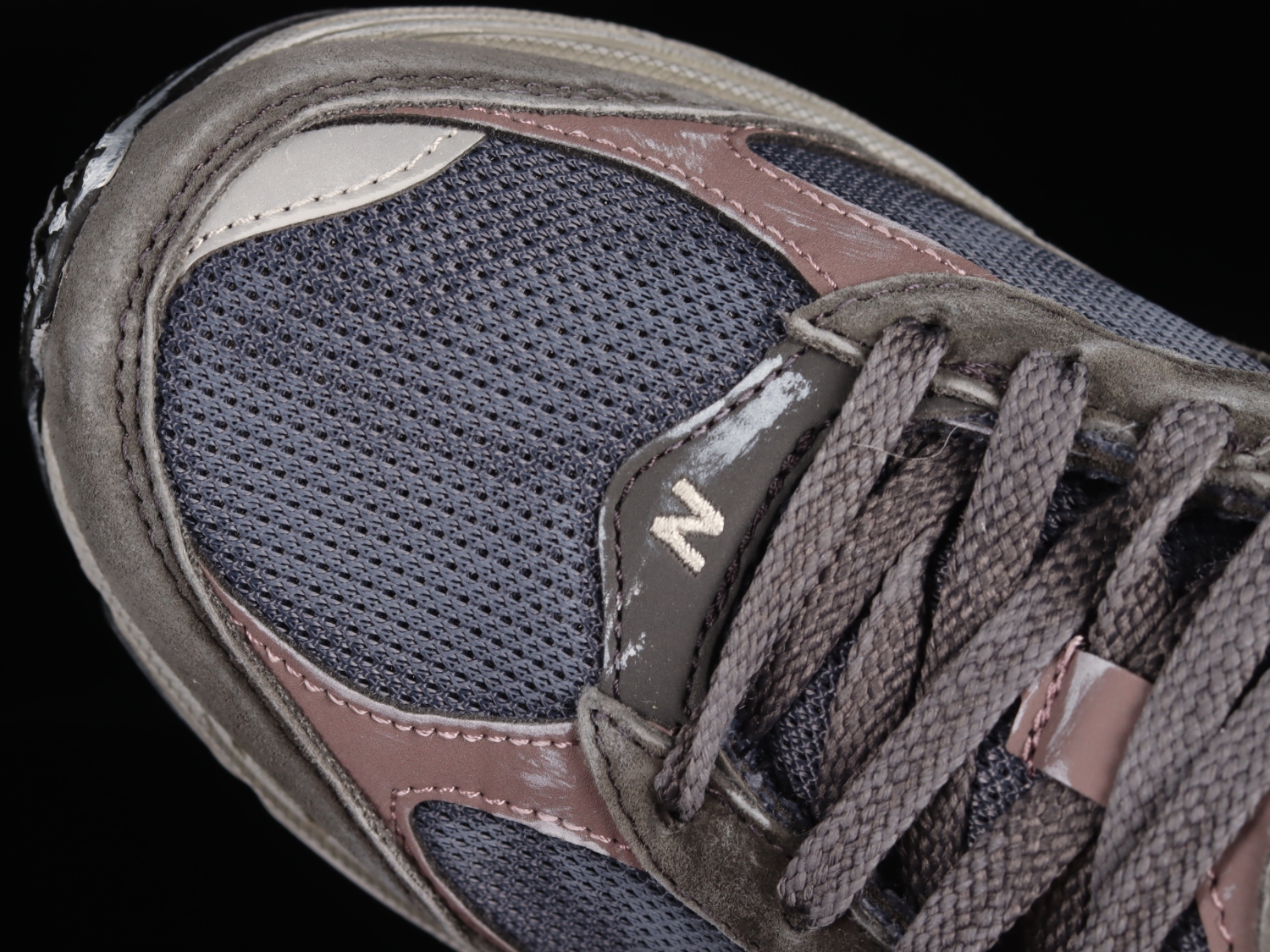 New Bal*nce 2002R Gore-Tex Magnet Mood Indigo  M2002RXA