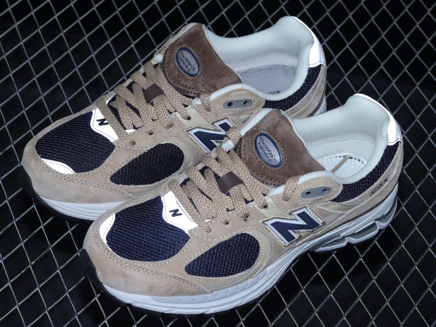 New Bal*nce 2002R Beige Navy Blue ML2002R5