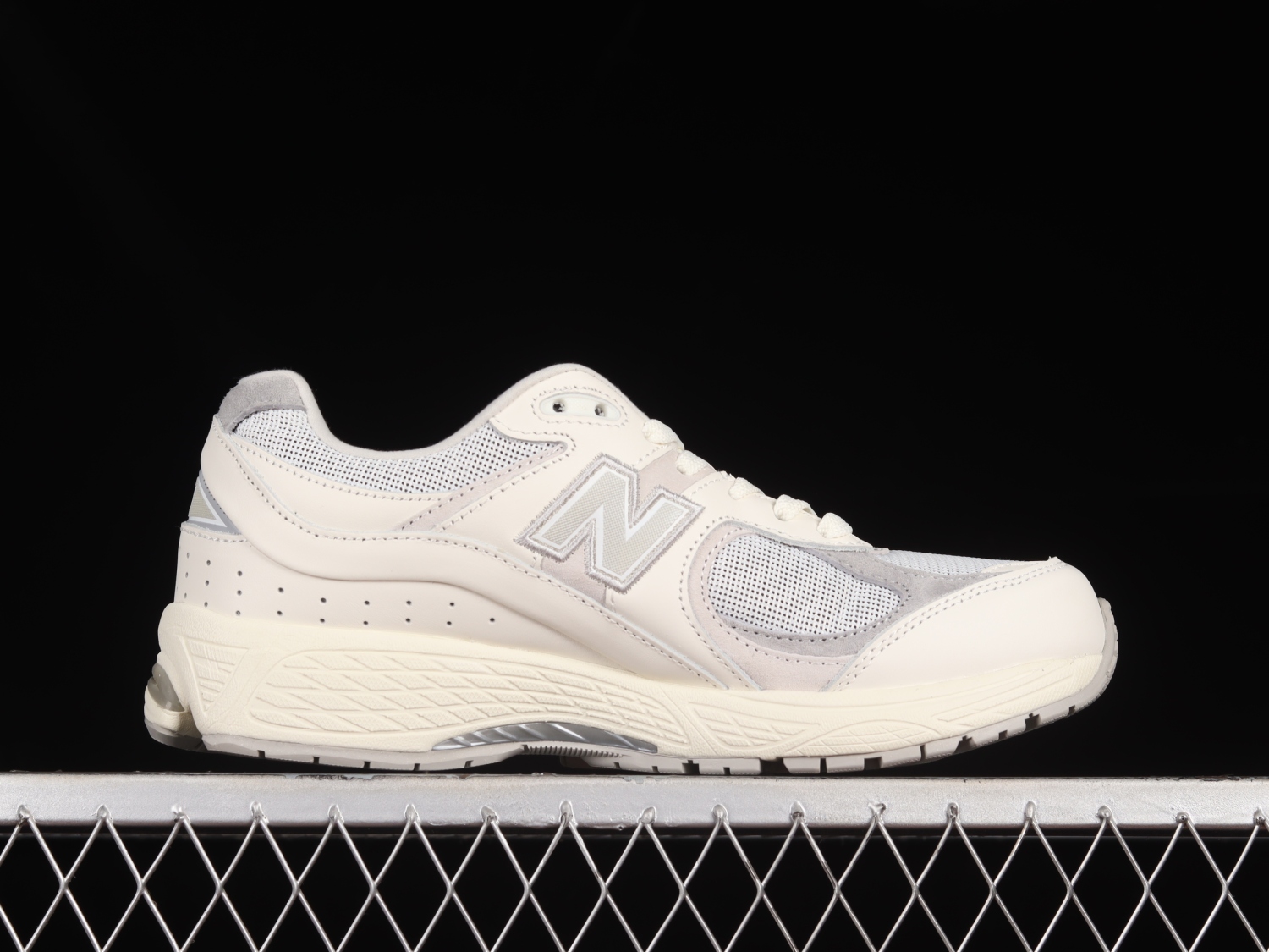 New Bal*nce 2002R White Sea Salt M2002RWP