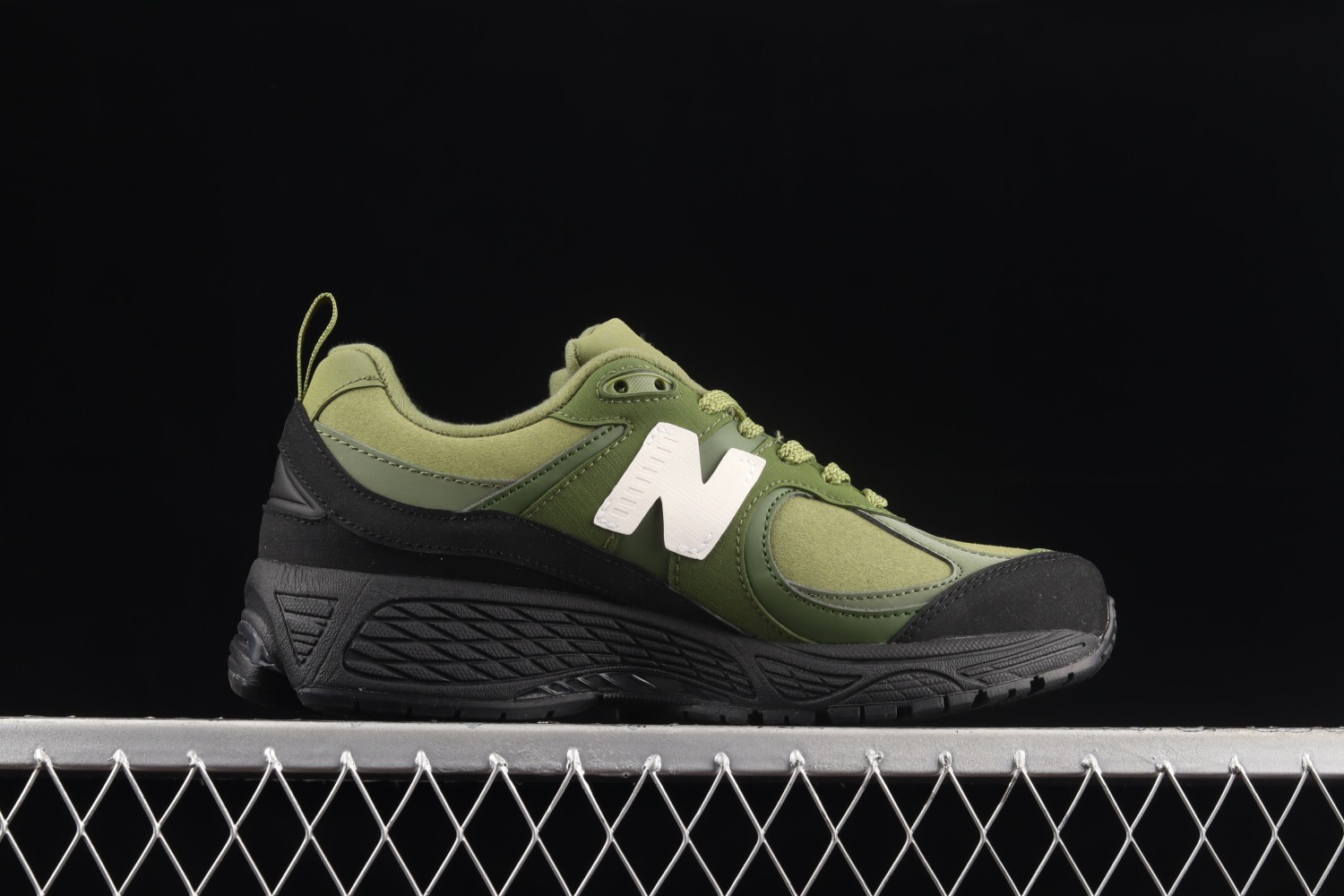 New Bal*nce 2002R The Basement Olive Black M2002RBB