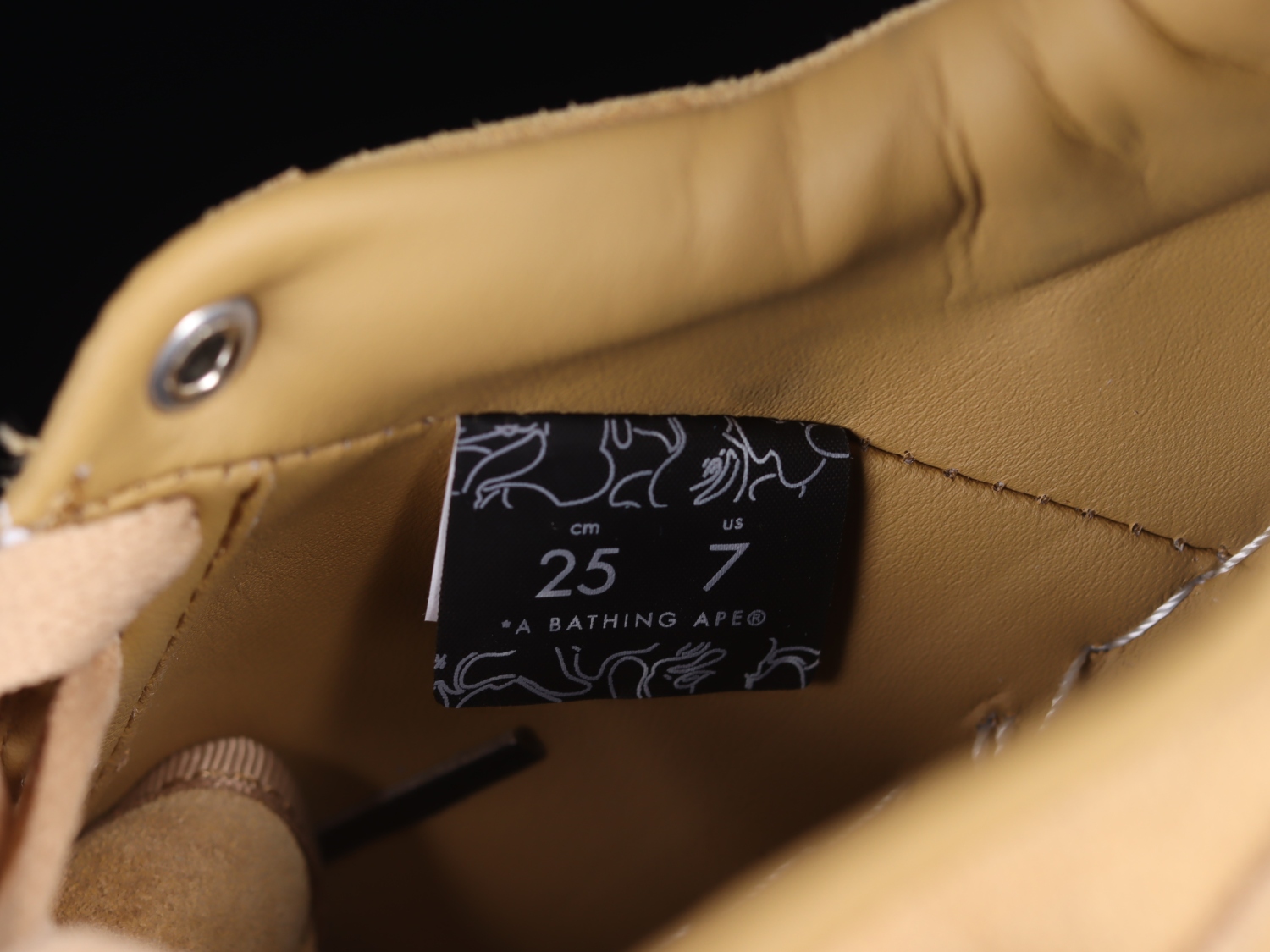 A Bathing Ape Bape Sta Beige Suede M191045