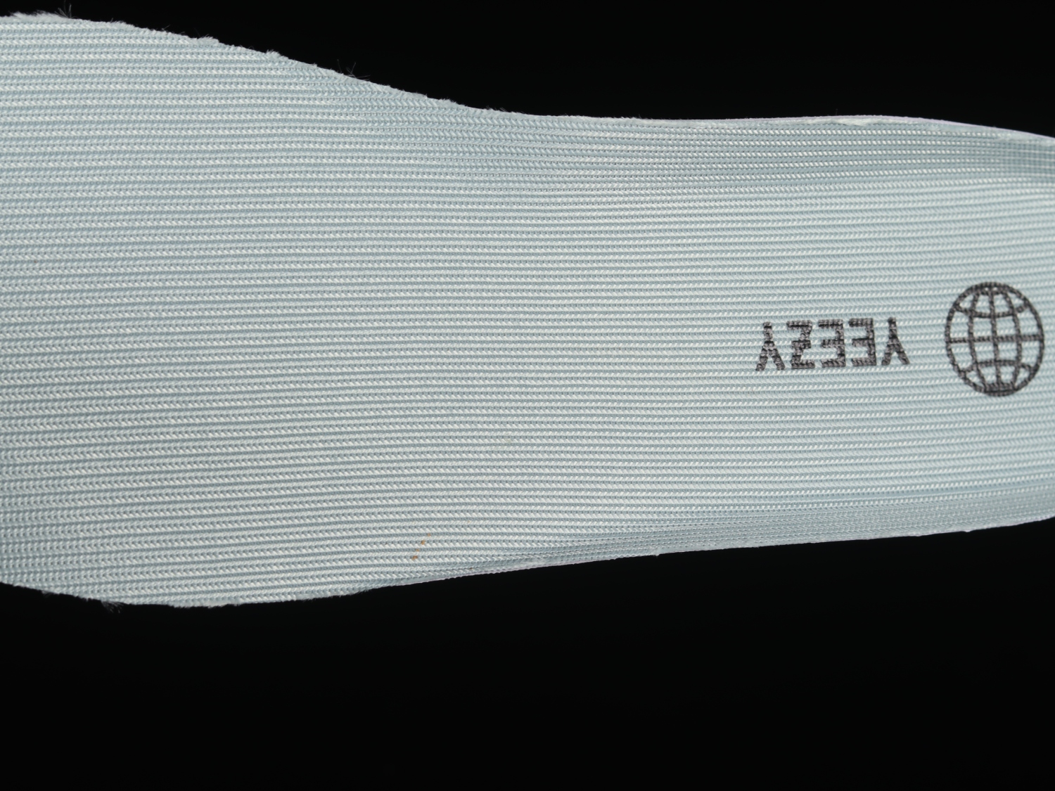 adidas Yeezy Boost 350 V2 Salt HQ2060