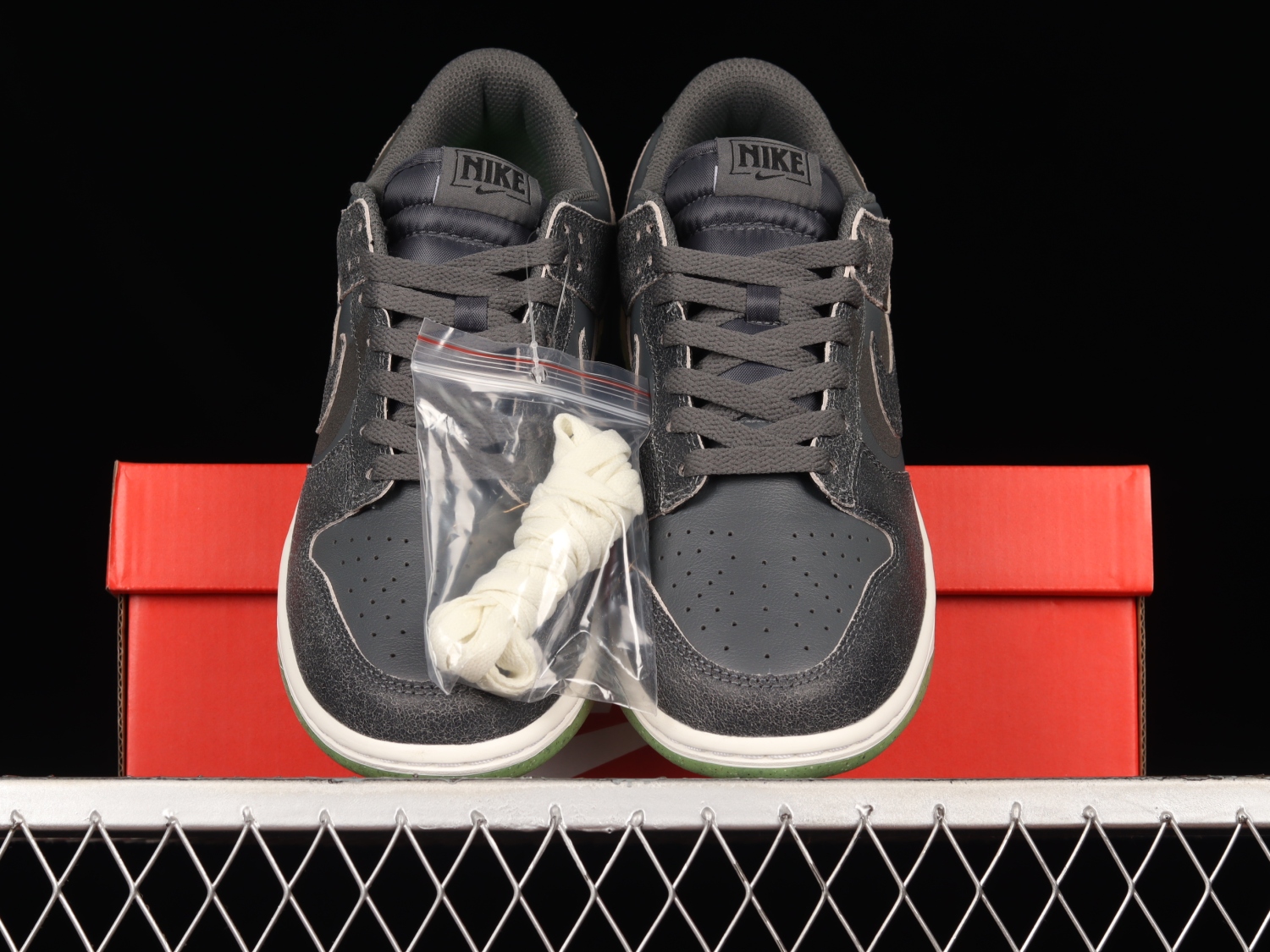 Nike Dunk Low Retro PRM Halloween (2022) DQ7681-001