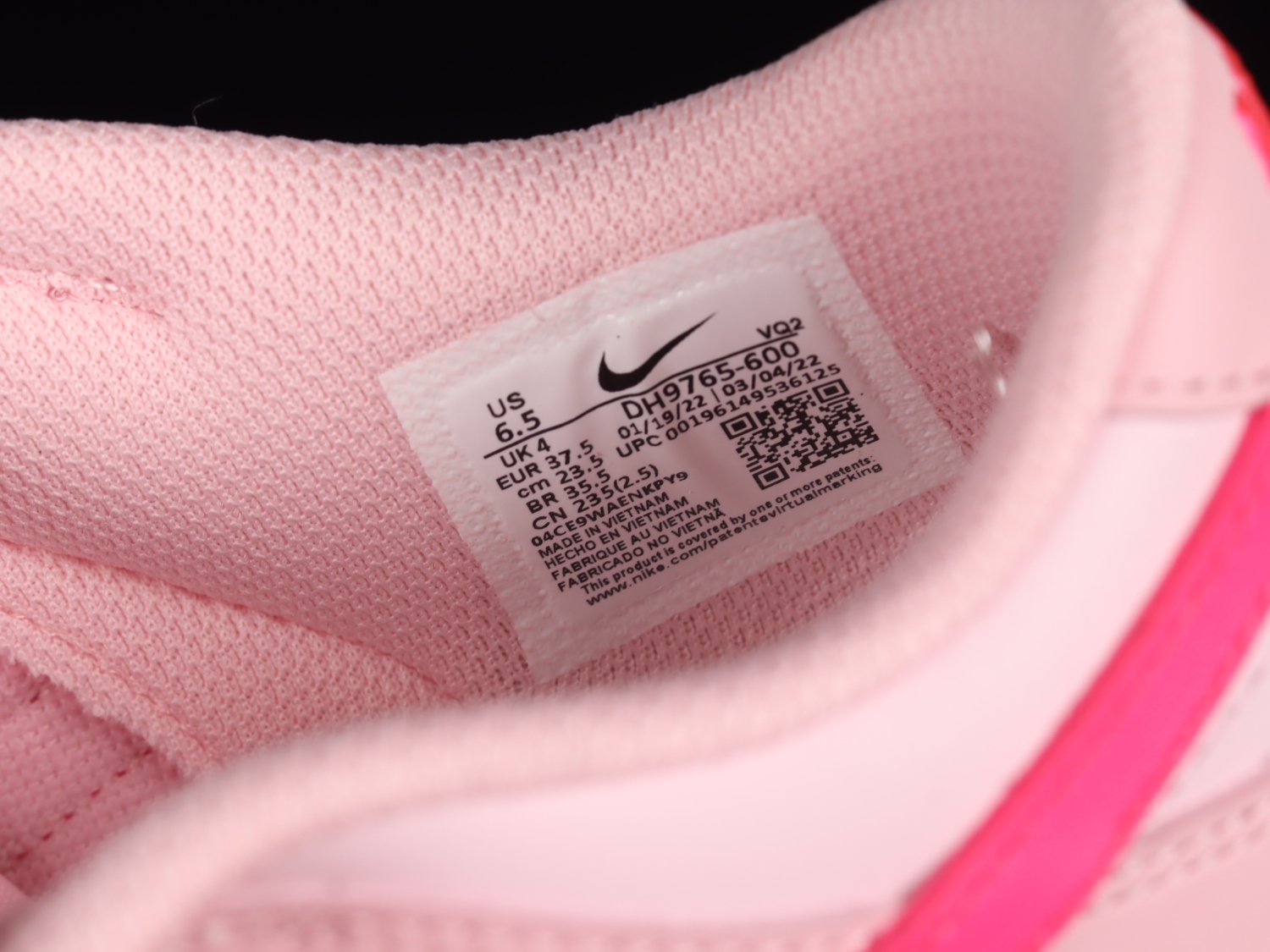 Nike Dunk Low Triple Pink (GS)  DH9765-600