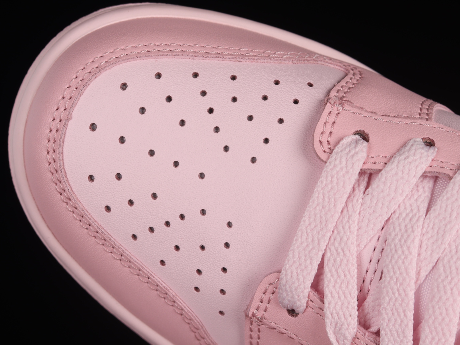 Nike Dunk Low Triple Pink (GS)  DH9765-600