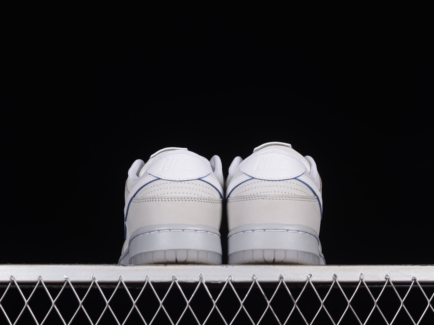 Nike Dunk Low Wolf Grey Pure Platinum  DX3722-001