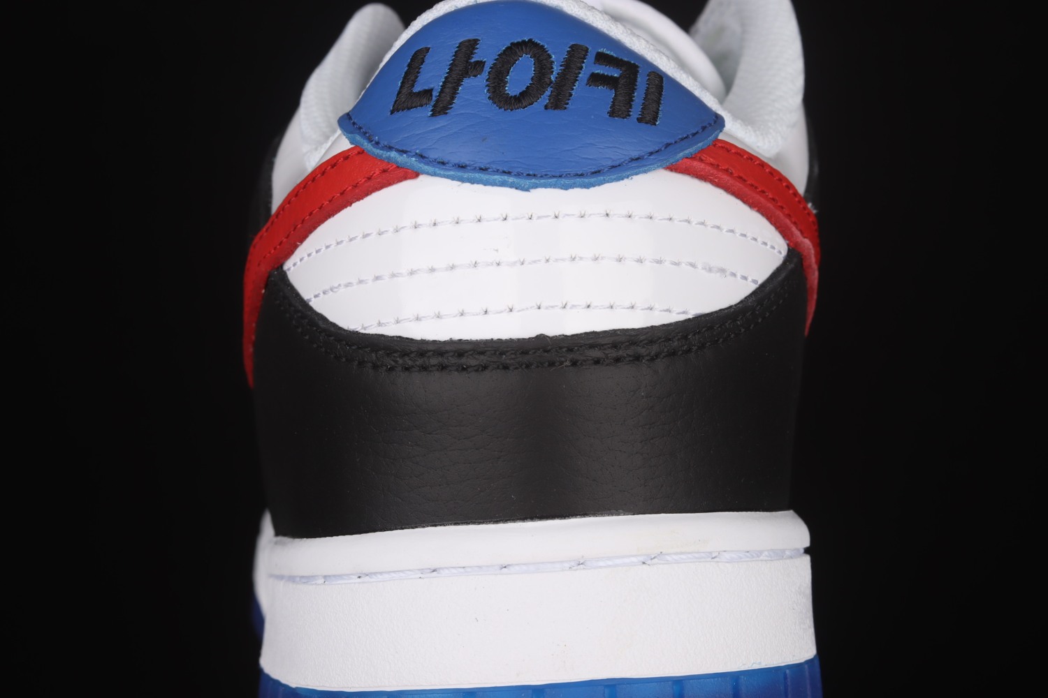 Nike Dunk Low South Korea DM7708-100