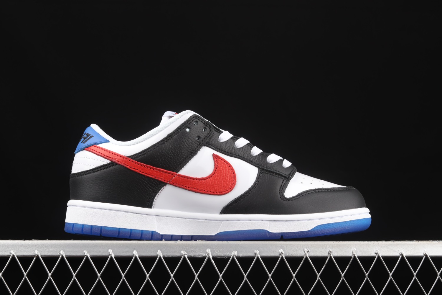 Nike Dunk Low South Korea DM7708-100