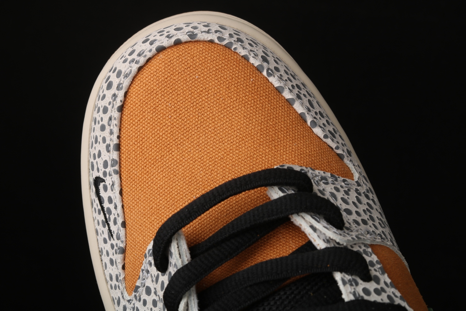 Nike SB Dunk Low Safari CD2563-002