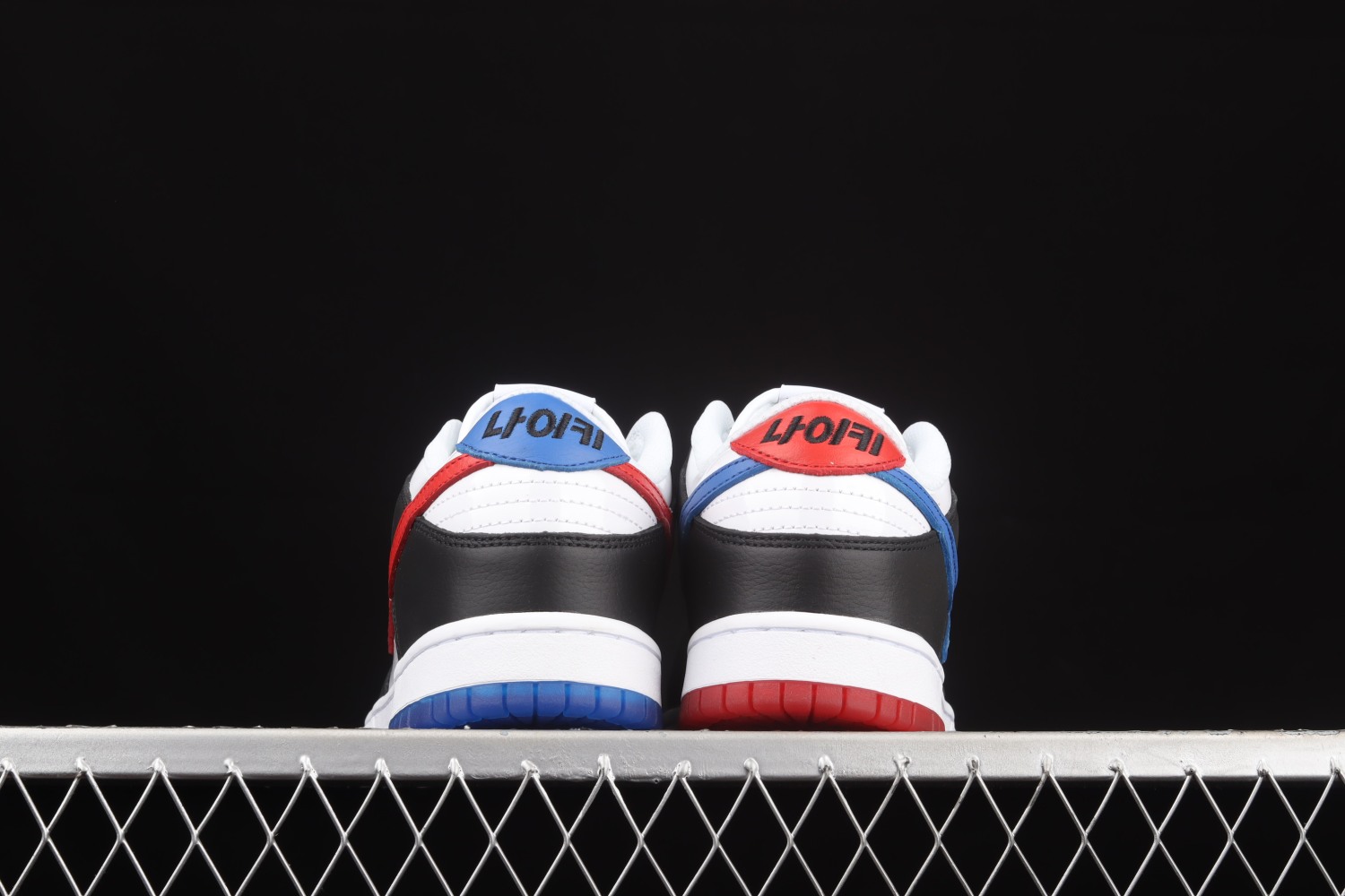 Nike Dunk Low South Korea DM7708-100