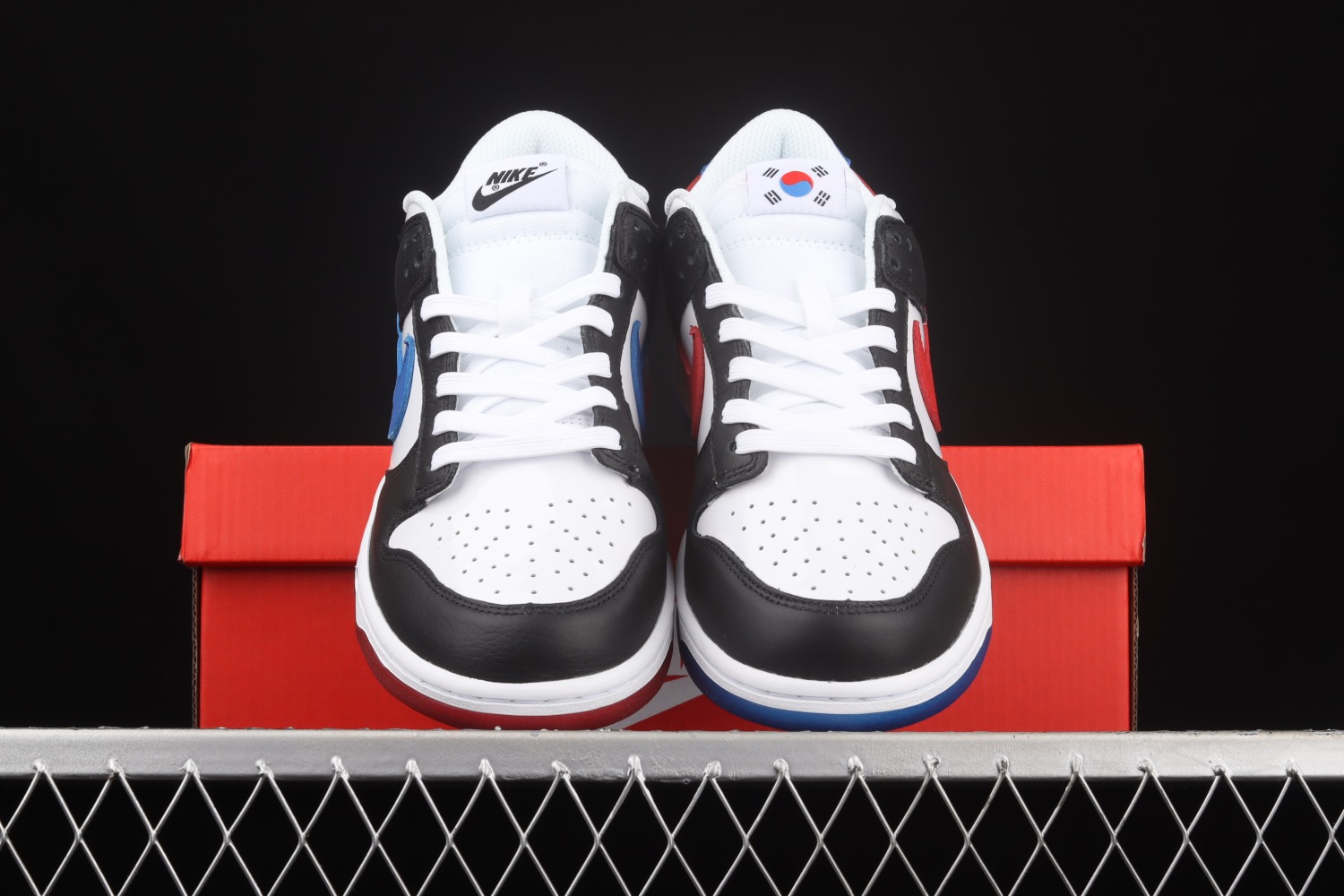 Nike Dunk Low South Korea DM7708-100