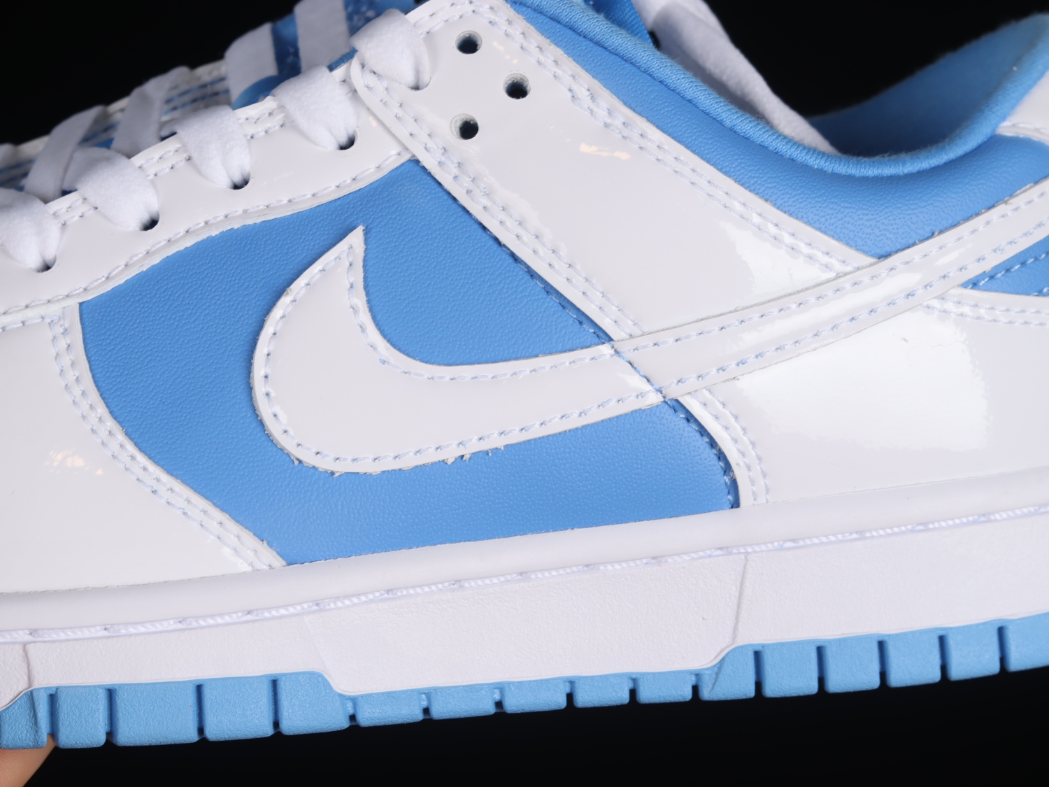 Nike Dunk Low Reverse UNC (W)  DJ9955-101