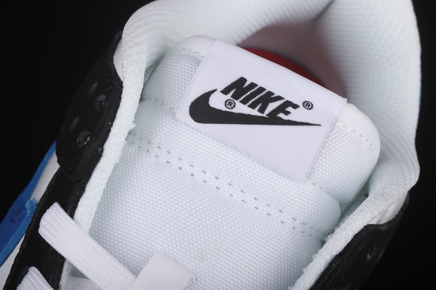 Nike Dunk Low South Korea DM7708-100