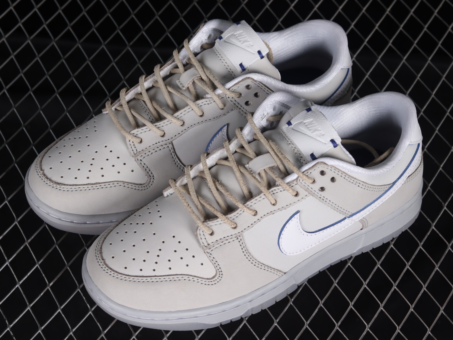 Nike Dunk Low Wolf Grey Pure Platinum  DX3722-001