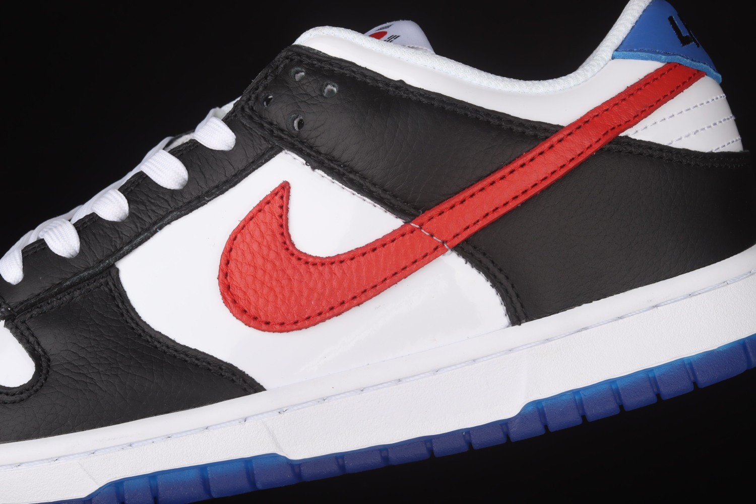 Nike Dunk Low South Korea DM7708-100