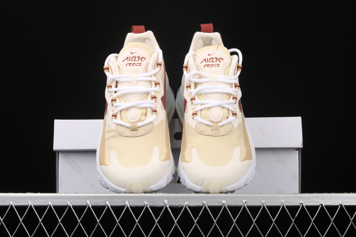 Nike Air Max 270 Equestrian (W) AT6174-700