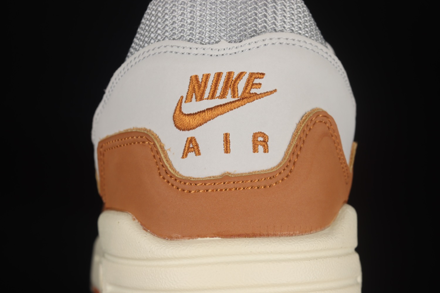 Nike Air Max 1 Patta Waves Monarch DH1348-001