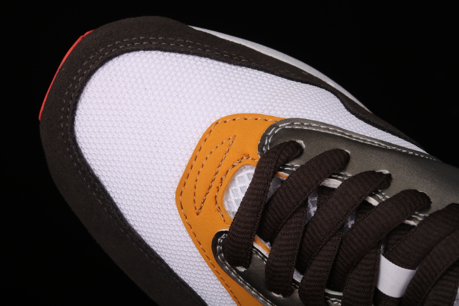 Nike Air Max 1 Graffiti Logo CZ8138-100​