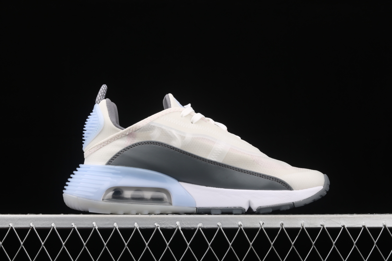 Nike Air Max 2090 Sail Ghost (W)  CT1290-101