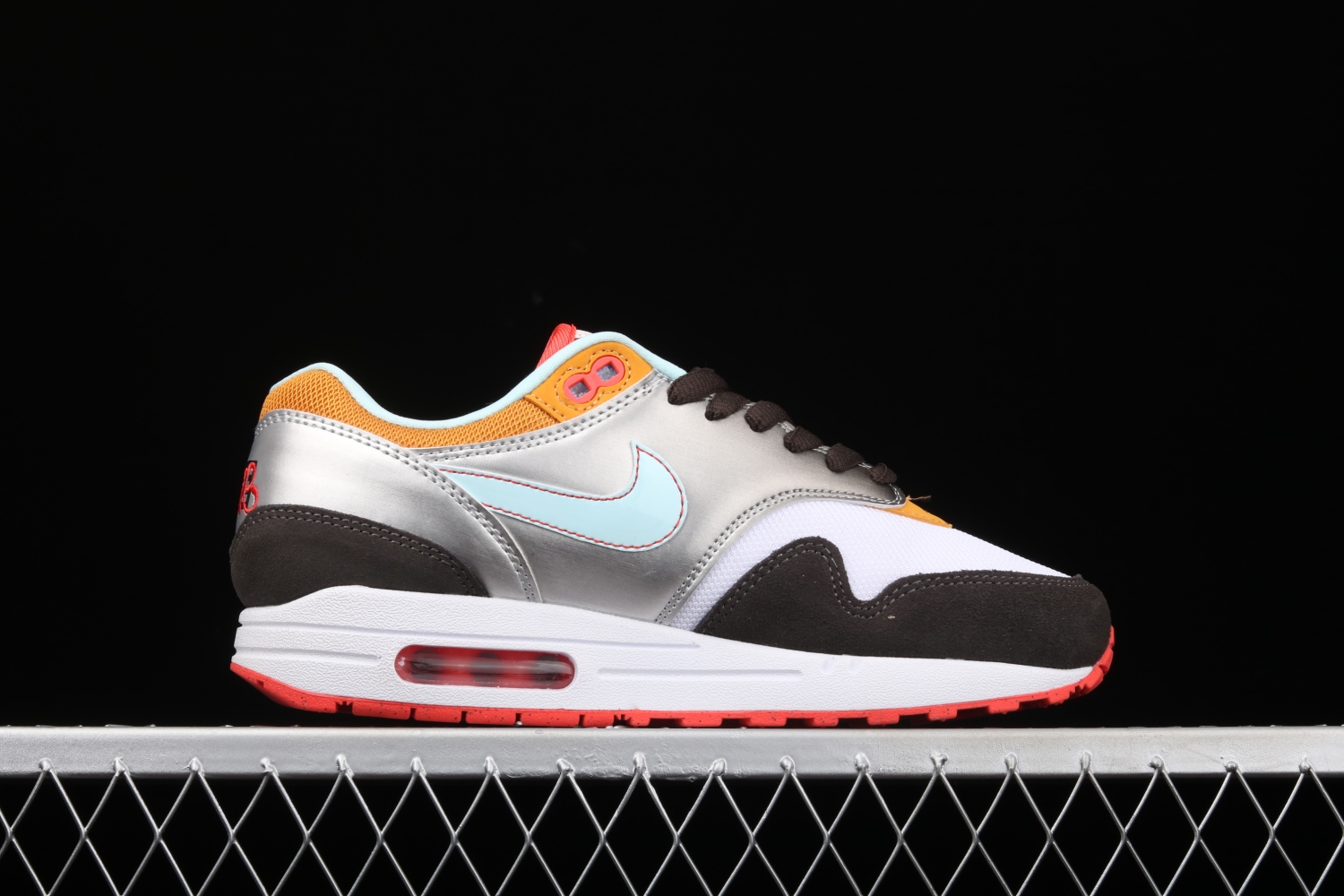 Nike Air Max 1 Graffiti Logo CZ8138-100​