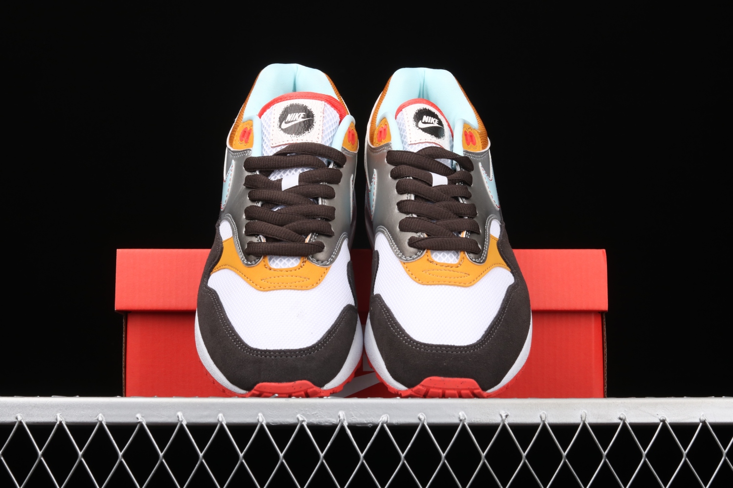 Nike Air Max 1 Graffiti Logo CZ8138-100​