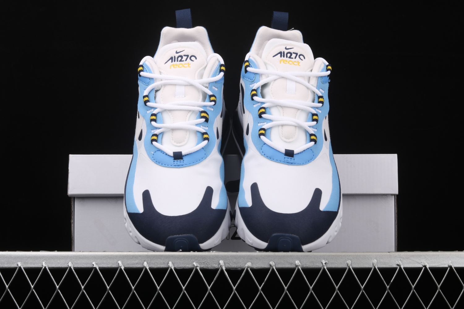 Nike Air Max 270 React UNC CT1264-104