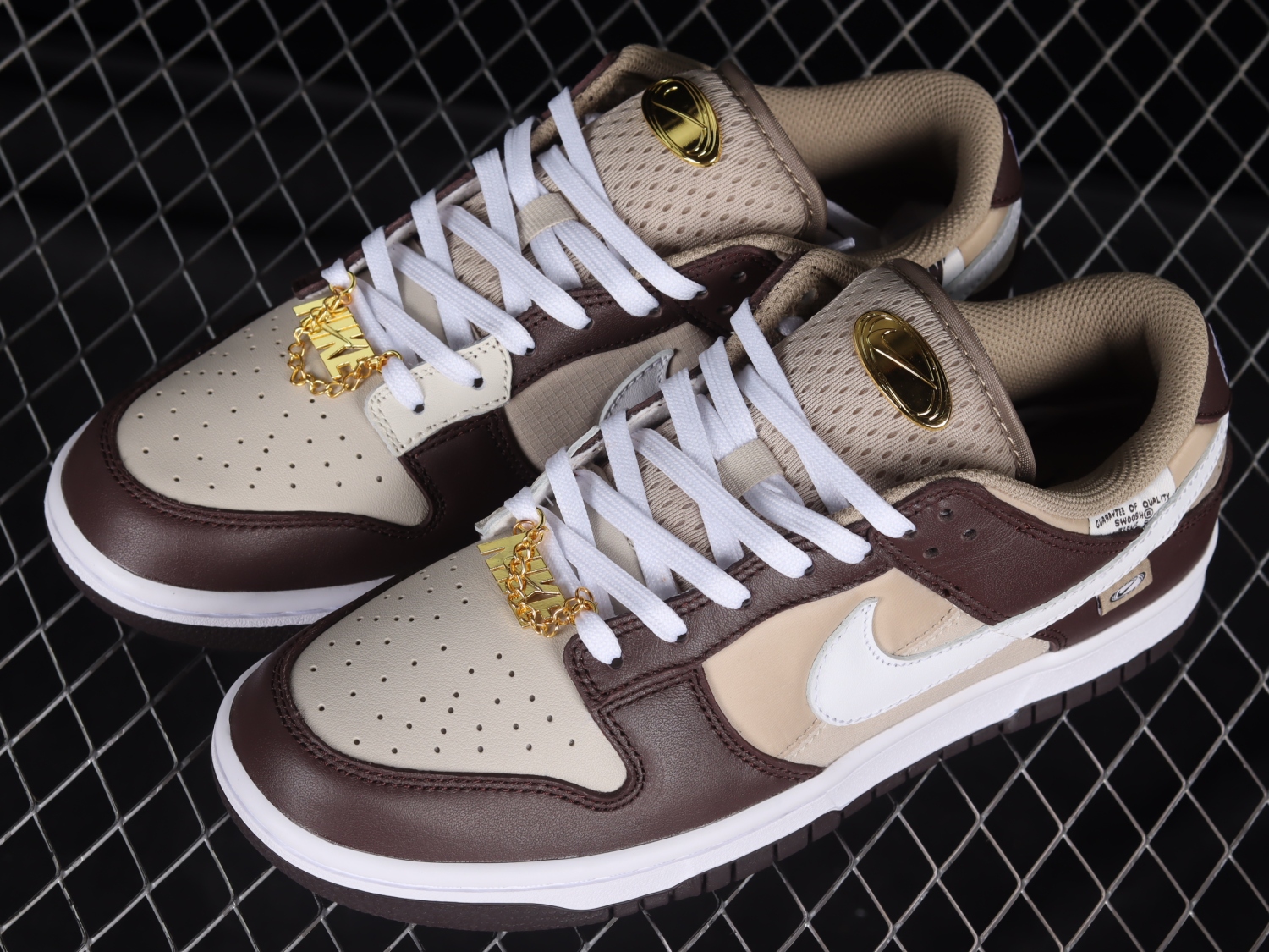 Nike Dunk Low Brown Basalt (W)  DX6060-111
