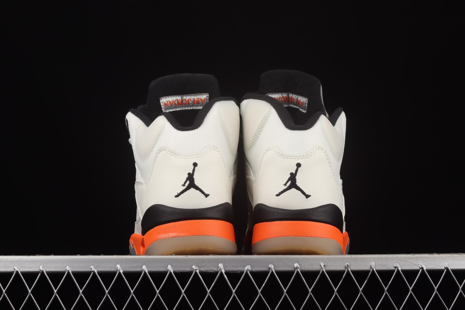 Jordan 5 Retro Shattered Backboard DC1060-100