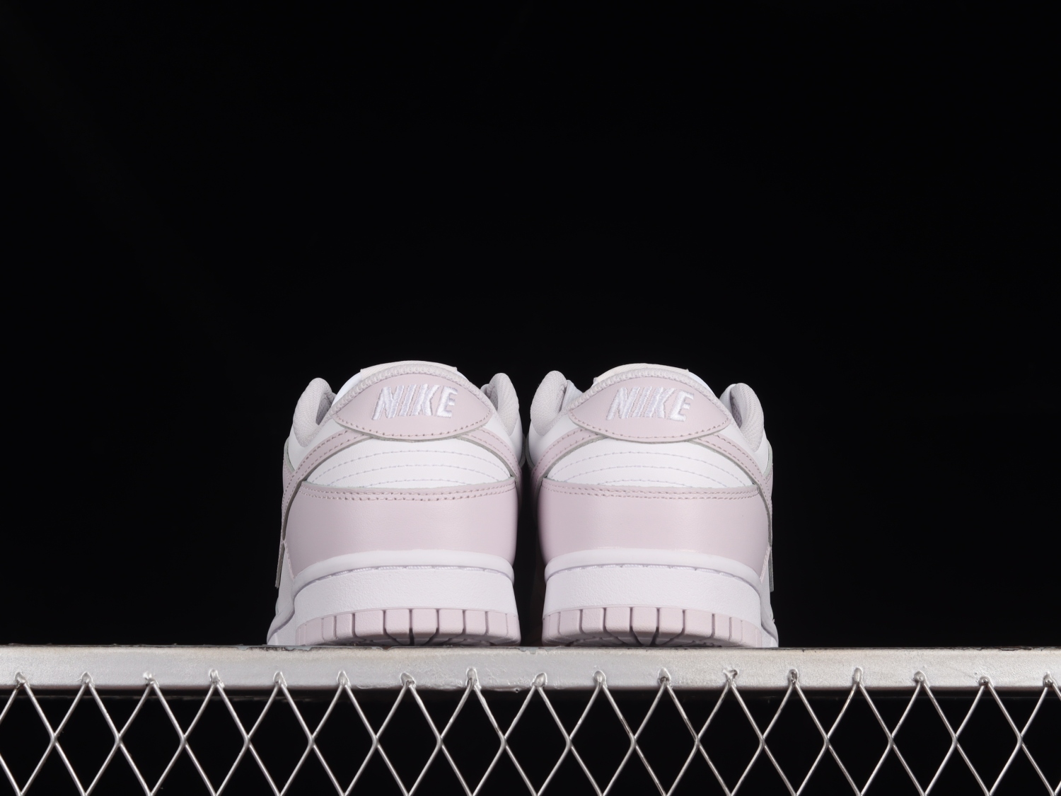 Nike Dunk Low Venice (W)  DD1503-116