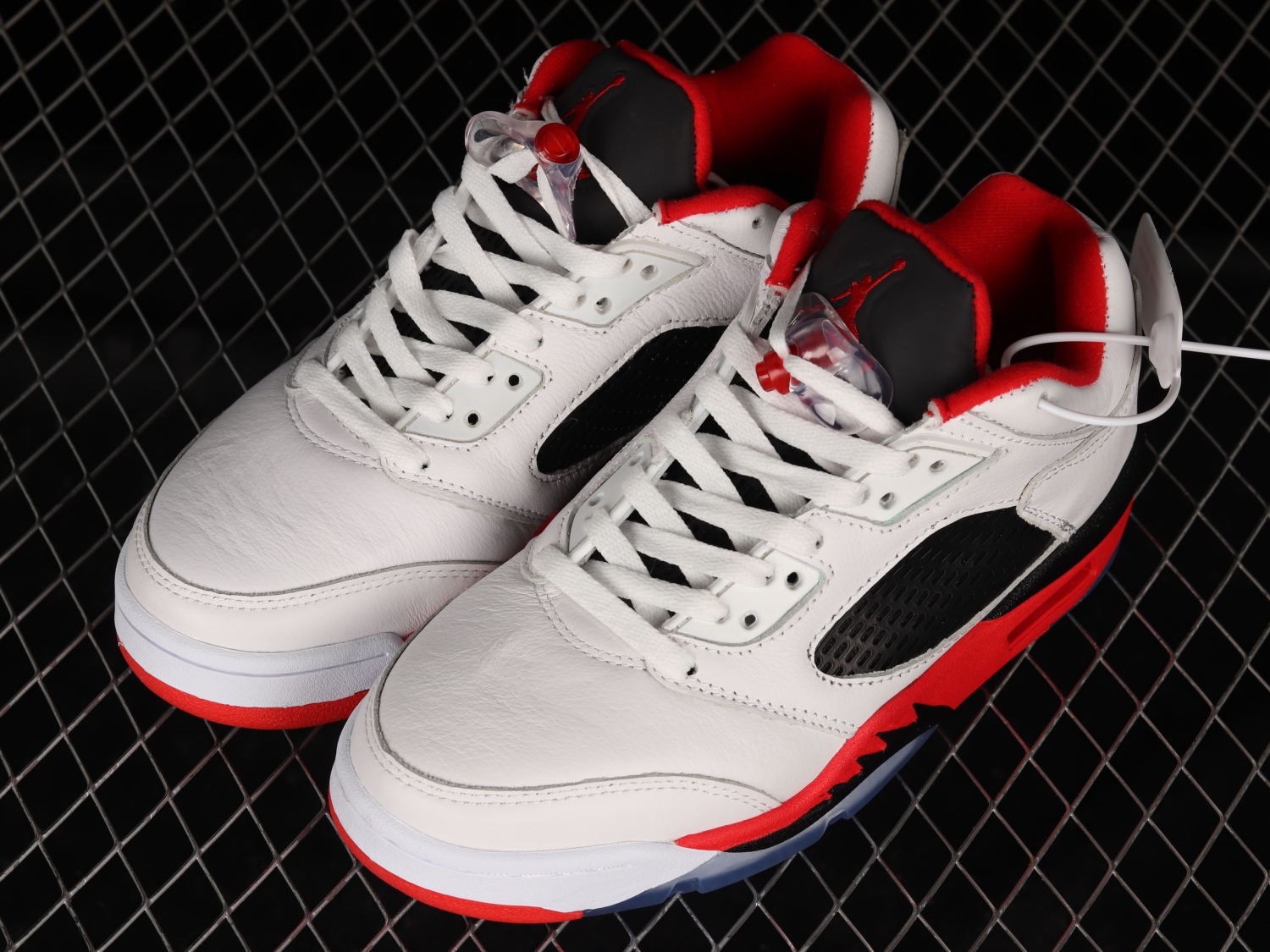 Jordan 5 Retro Fire Red (2016) (GS) 314338-101