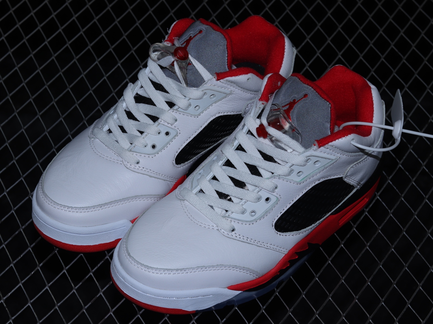 Jordan 5 Retro Fire Red (2016) (GS) 314338-101