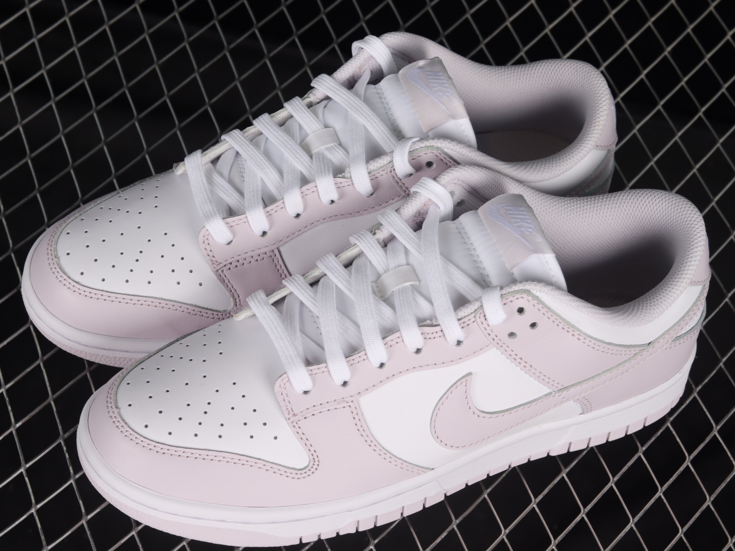 Nike Dunk Low Venice (W)  DD1503-116