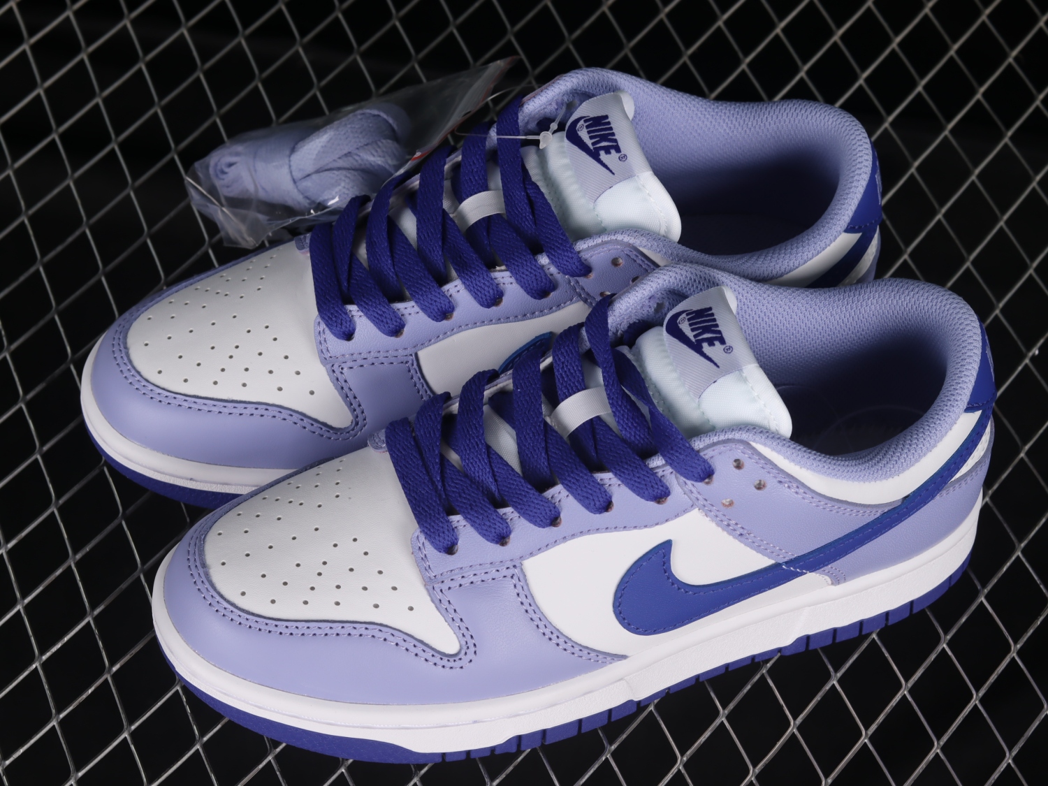 Nike Dunk Low Blueberry (GS)  DZ4456-100