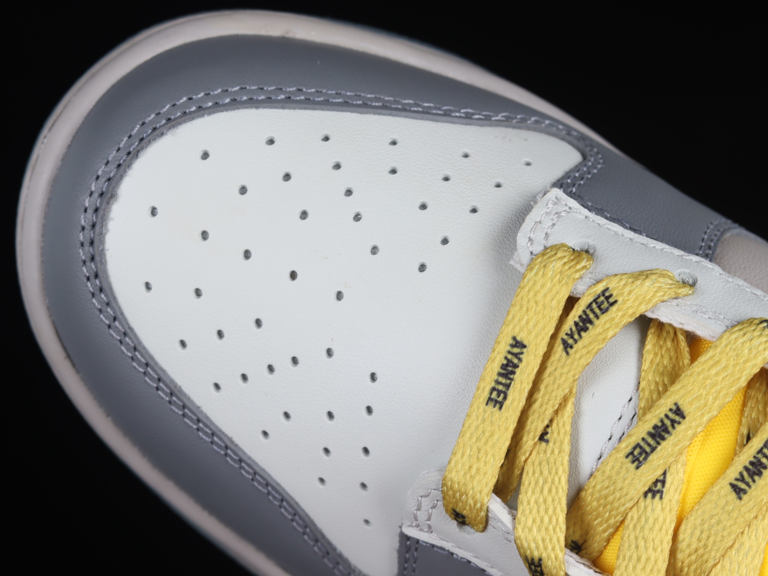 Nike Dunk Low North Carolina A&T DR6187-001