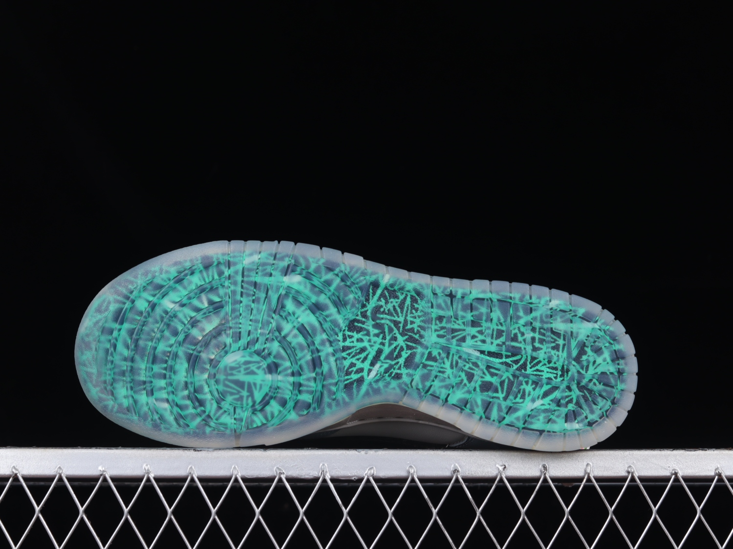 Nike Dunk Low North Carolina A&T DR6187-001