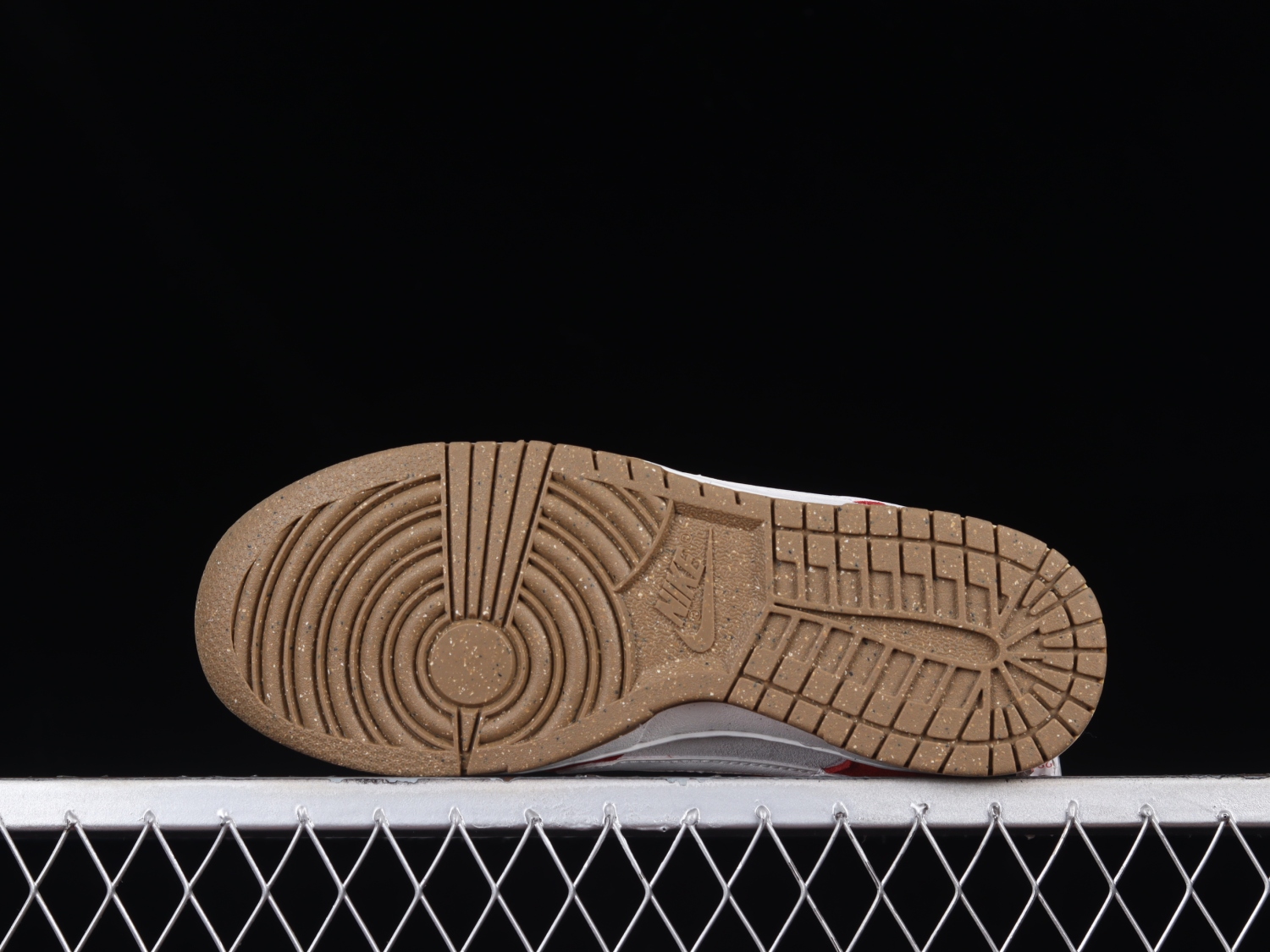 Nike Dunk Low se 85 DO9457-112