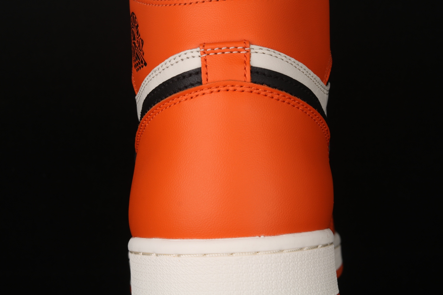 Jordan 1 Retro Reverse Shattered Backboard 555088-113