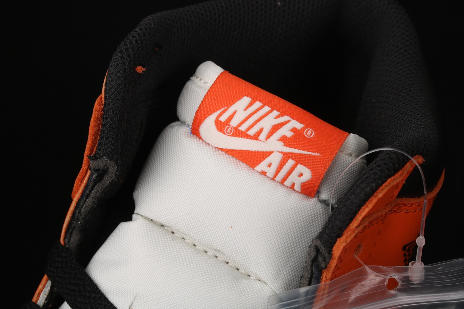 Jordan 1 Retro Reverse Shattered Backboard 555088-113