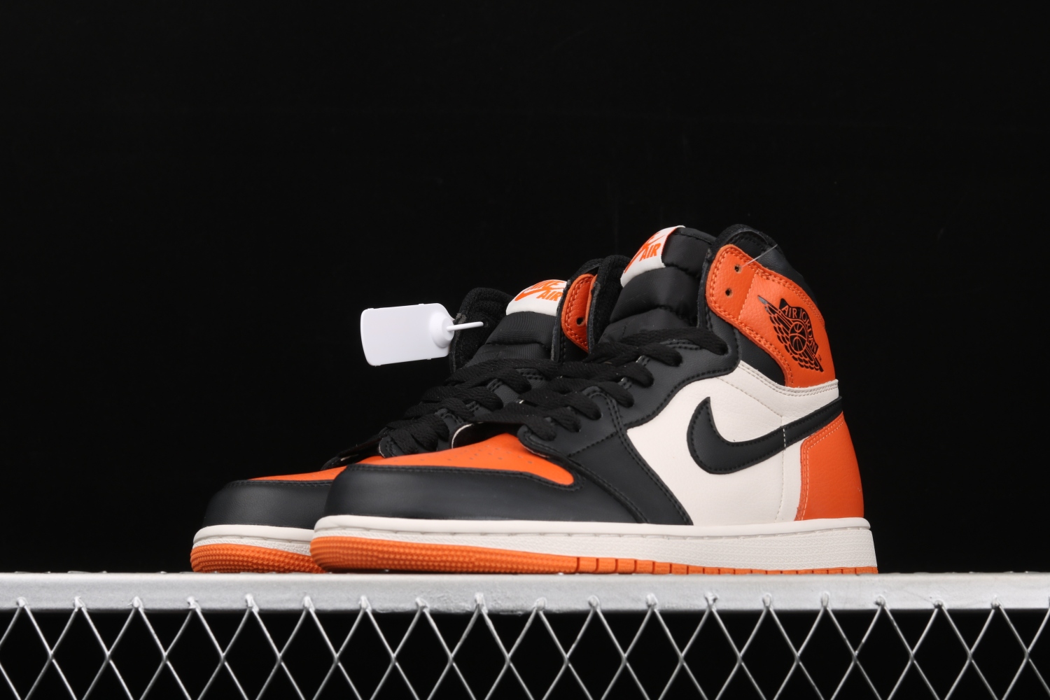 Jordan 1 Retro Shattered Backboard  555088-005