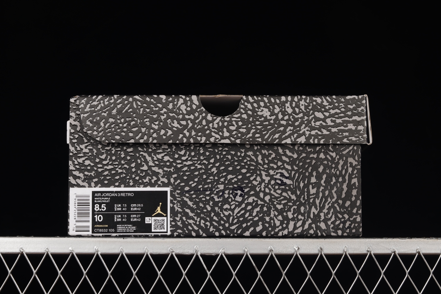Jordan 3 Retro Dark Iris CT8532-105