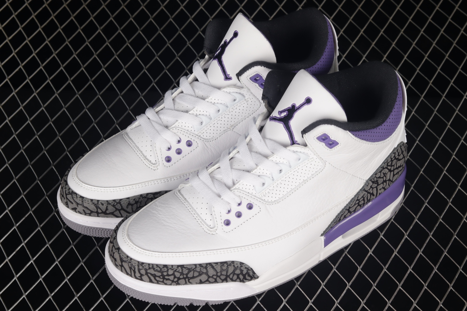 Jordan 3 Retro Dark Iris CT8532-105