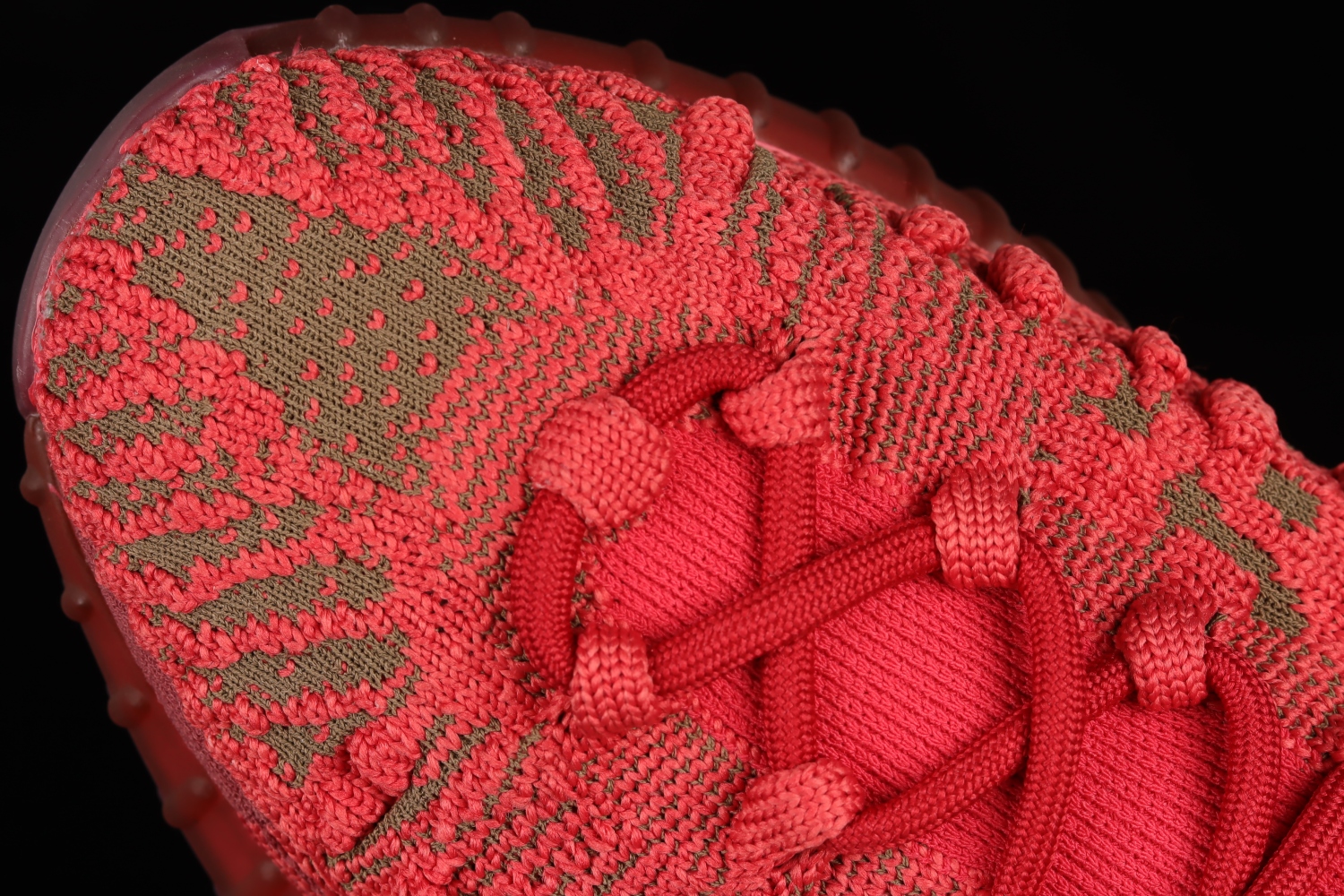 adidas Yeezy 350 V2 CMPCT Slate Red GW6945
