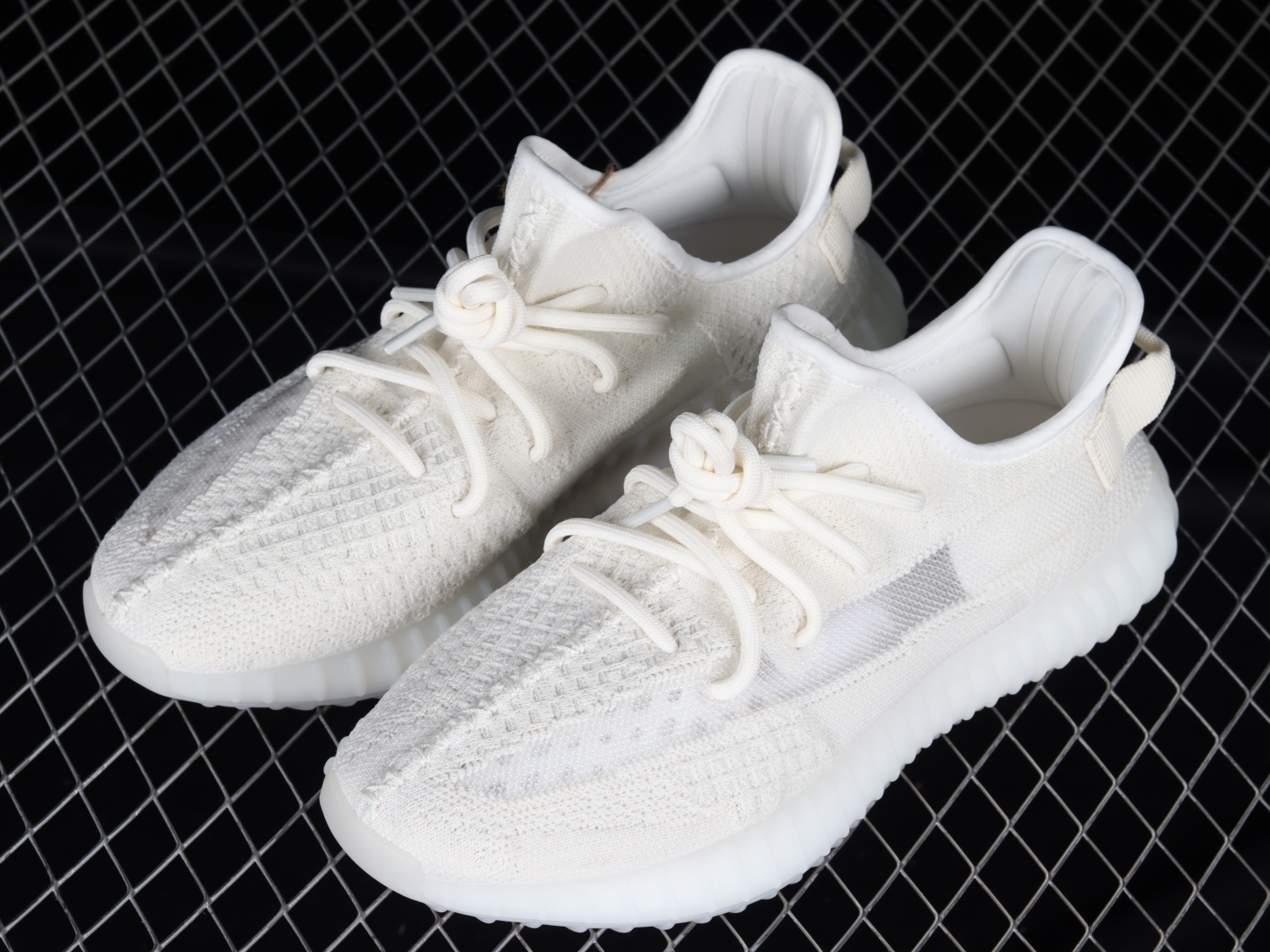 adidas Yeezy Boost 350 V2 Bone HQ6316