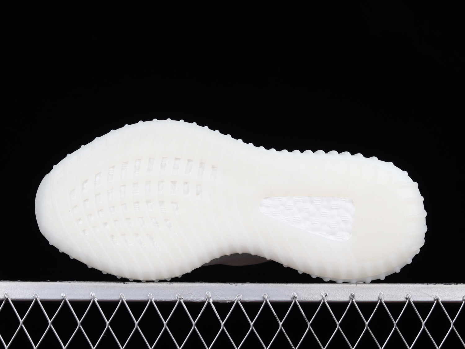 adidas Yeezy Boost 350 V2 Bone HQ6316