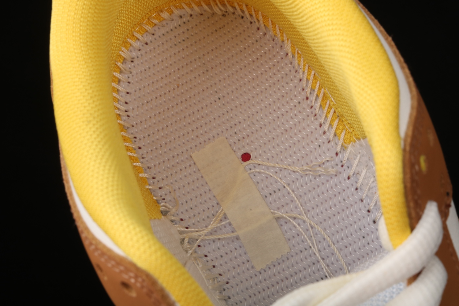 Nike SB Dunk Low Vapour Mineral Yellow 304292-271