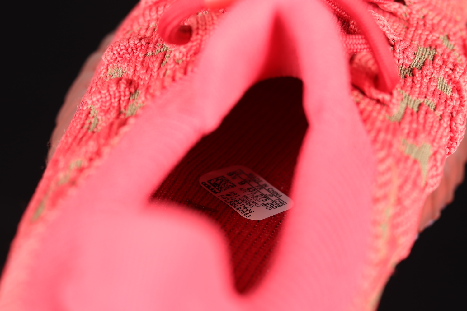 adidas Yeezy 350 V2 CMPCT Slate Red GW6945