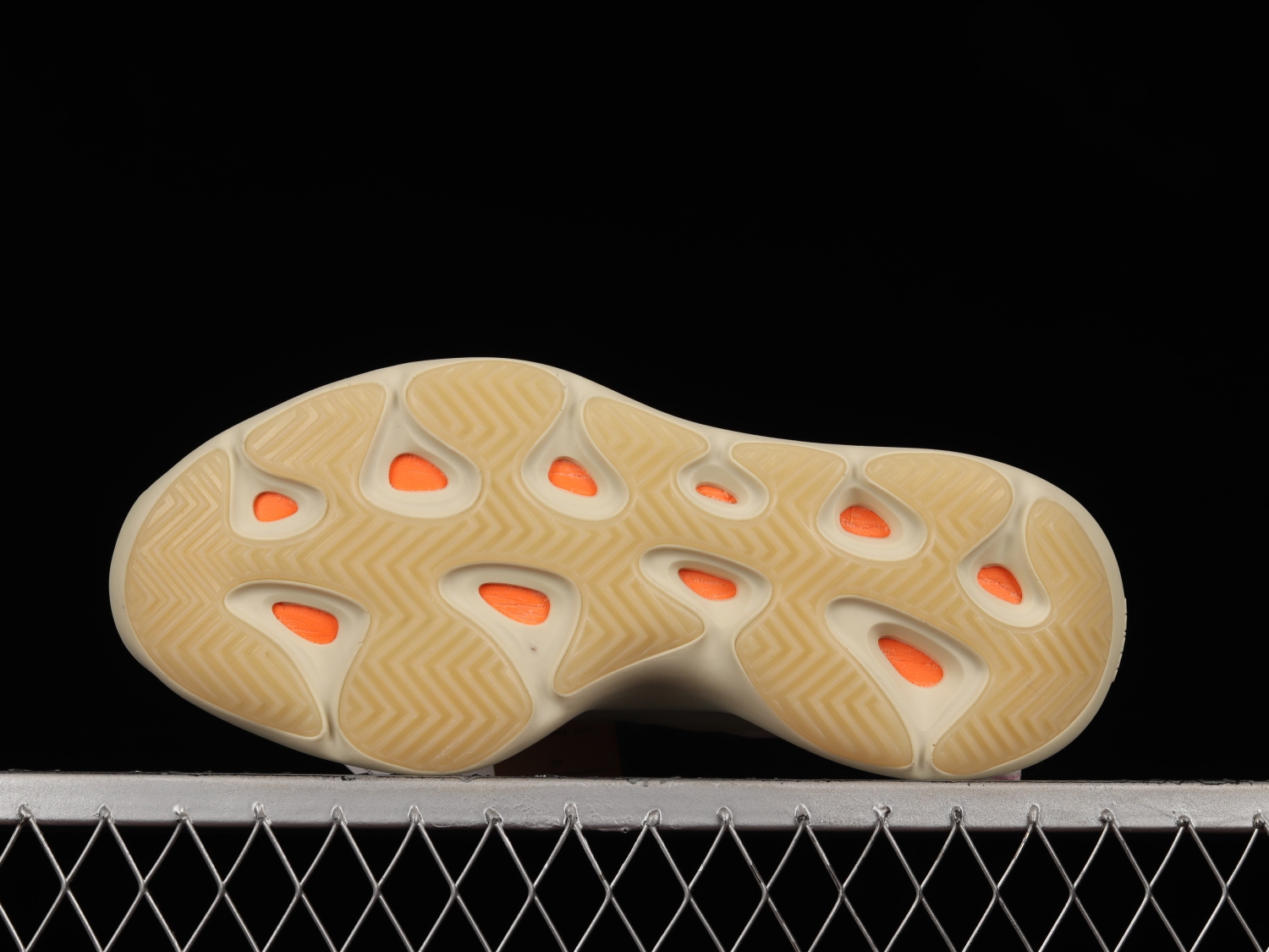 adidas Yeezy 700 V3 Fade Salt ID1674